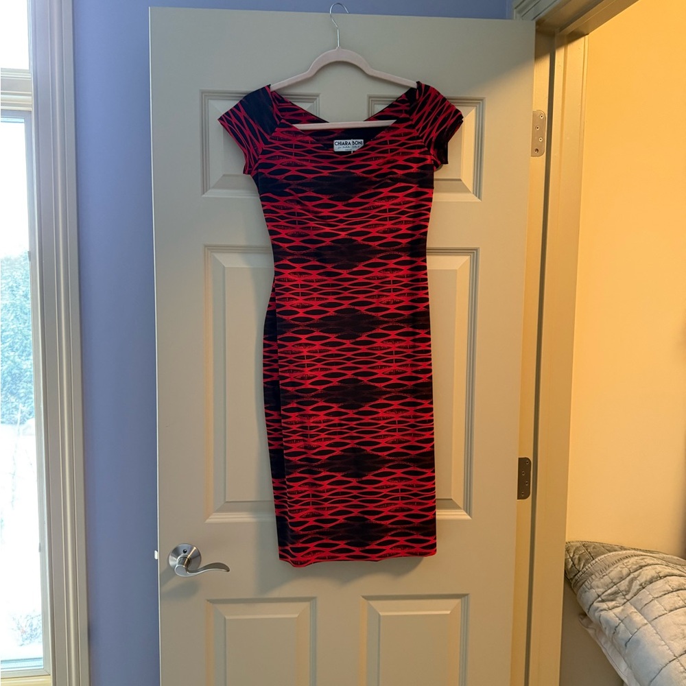 Chiara Boni Red and Black Geometric Cap-Sleeve Midi Dress